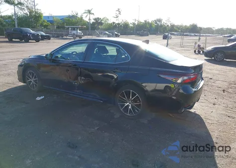 2022 Toyota Camry Se z USA, uszkodzony, nr VIN 4T1G11AK9NU043524